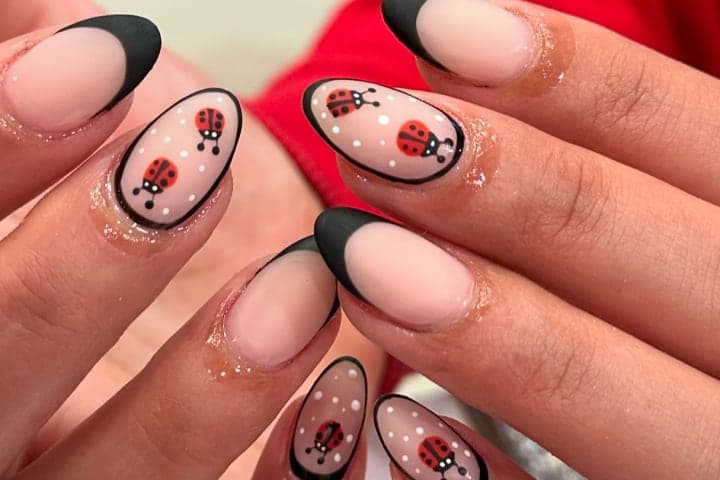 Nail design thumbnail for Instagram post DCDiPz5pZwt